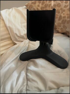 *BRAND NEW/ UNUSED* Universal Phone Stand
